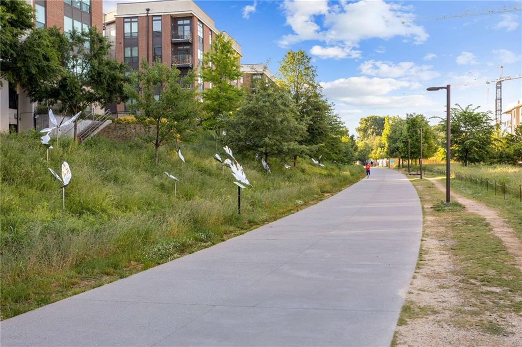 650 Glen Iris Drive NE Unit: 10