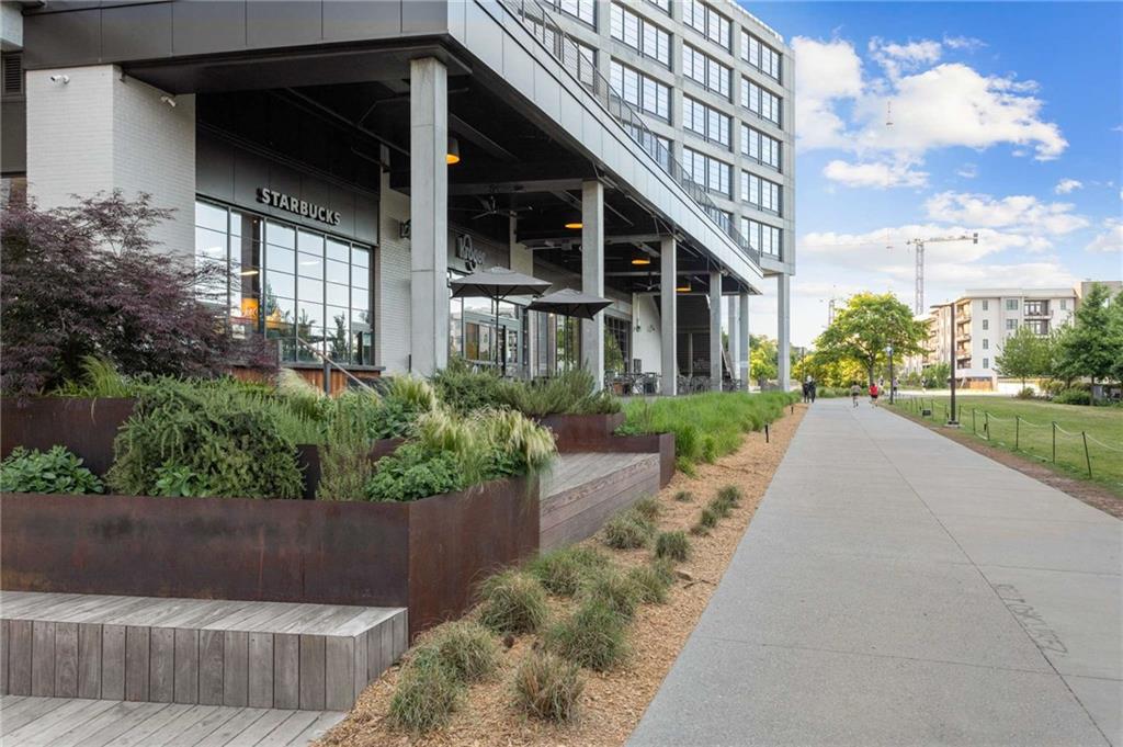 650 Glen Iris Drive NE Unit: 10