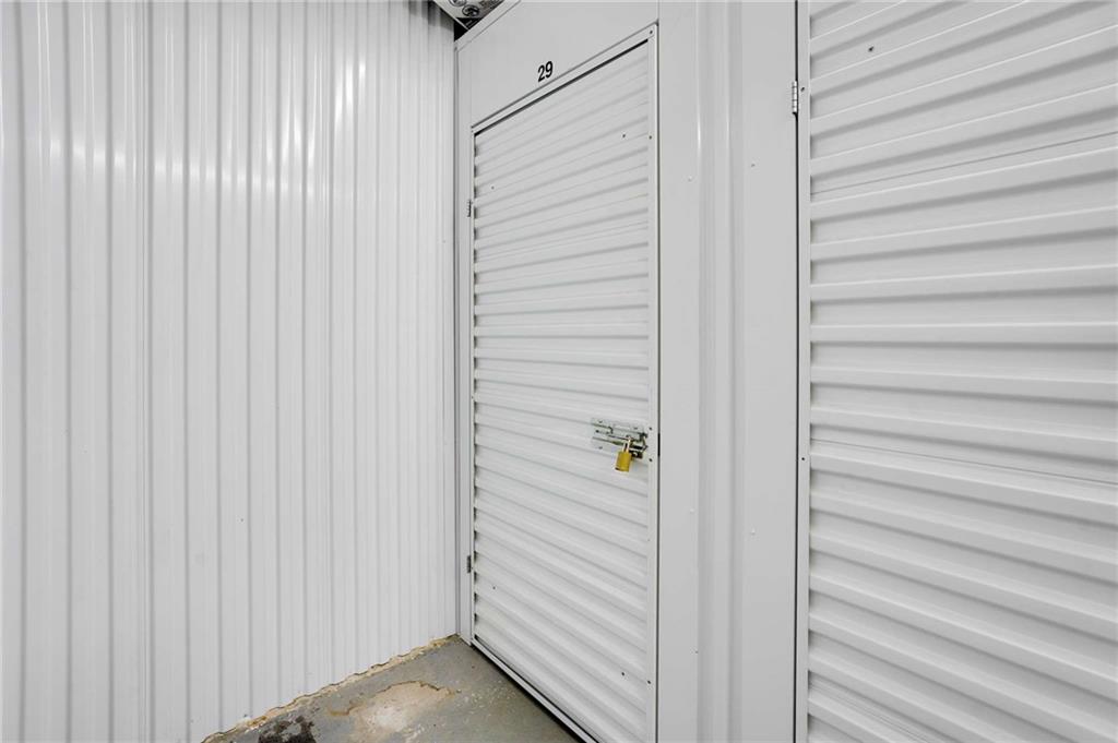 650 Glen Iris Drive NE Unit: 10