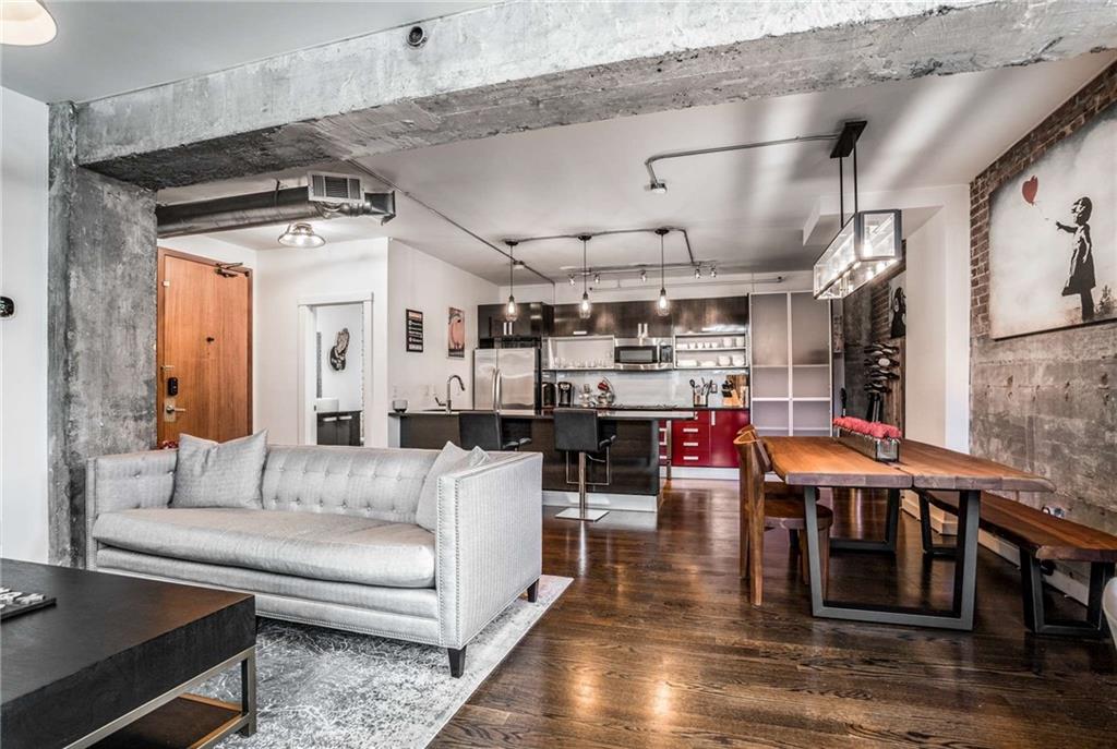 650 Glen Iris Drive NE Unit: 10