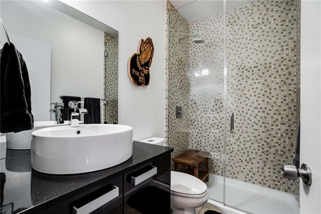 650 Glen Iris Drive NE Unit: 10
