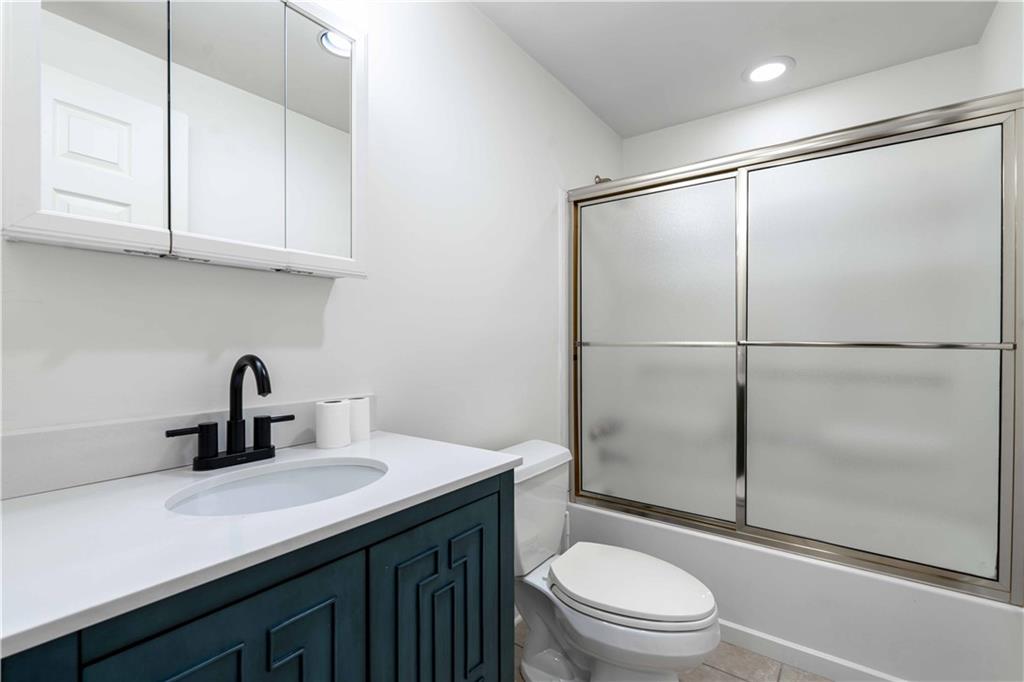 4174 Roswell Road NE Unit: 1
