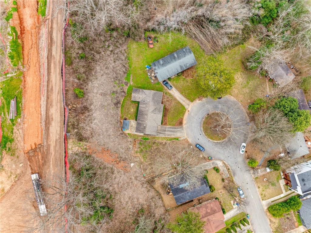 823 Delmar Court SE