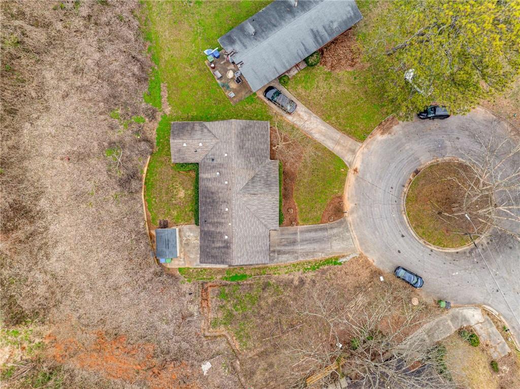 823 Delmar Court SE