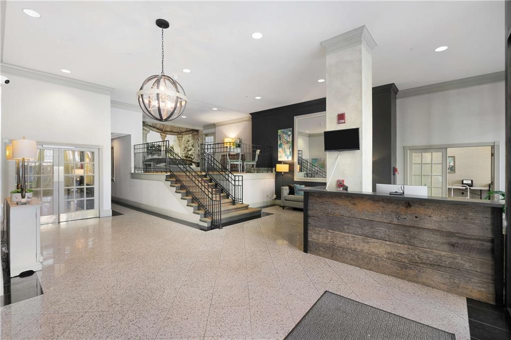 275 13th Street NE Unit 302