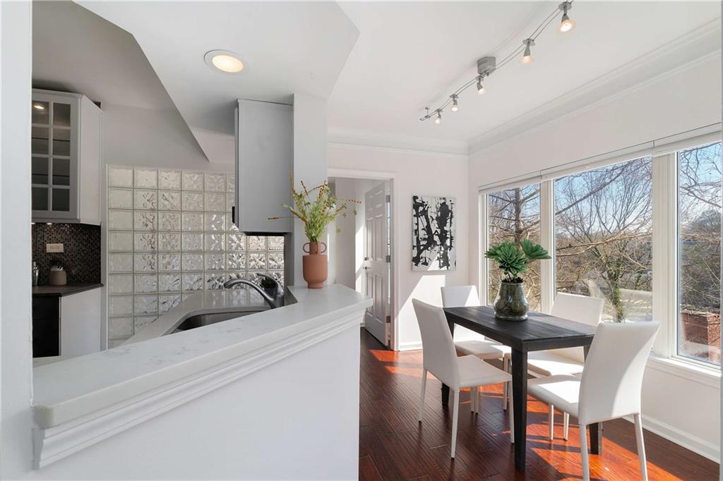 275 13th Street NE Unit 302
