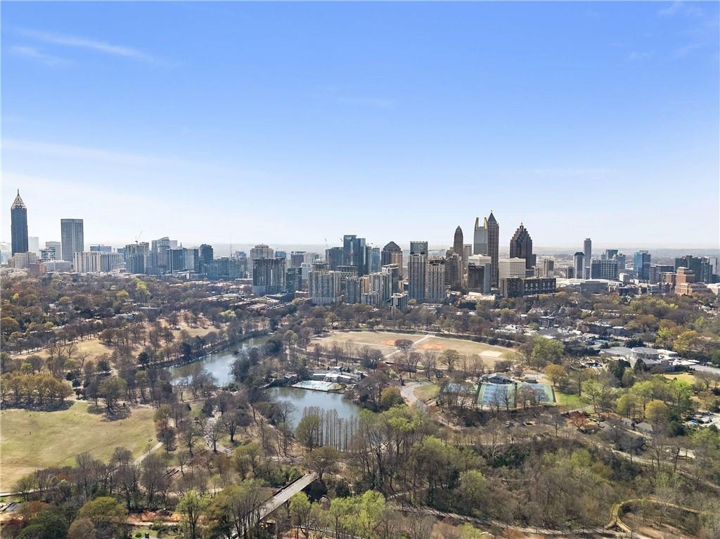 275 13th Street NE Unit 302