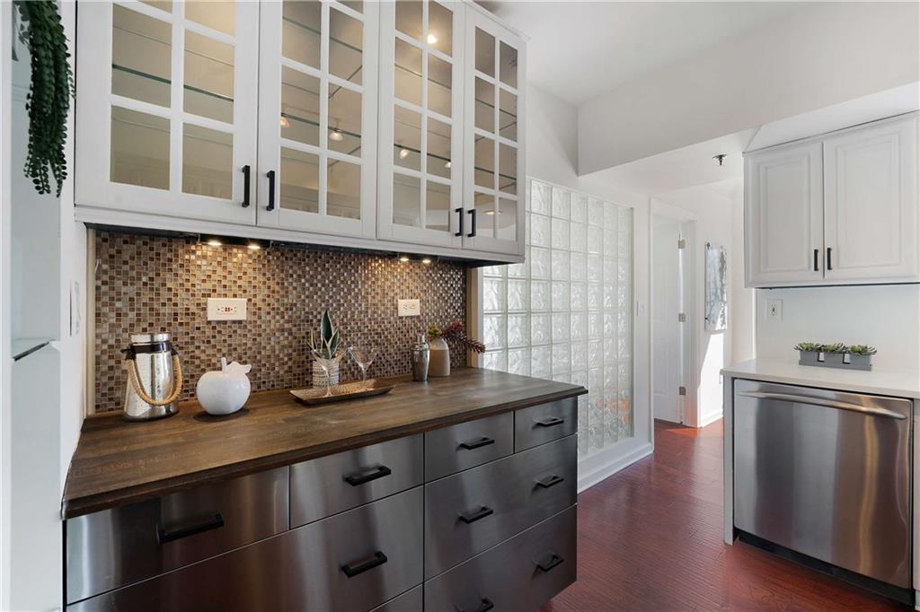 275 13th Street NE Unit 302