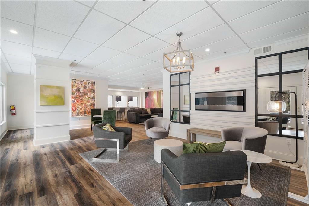 275 13th Street NE Unit 302