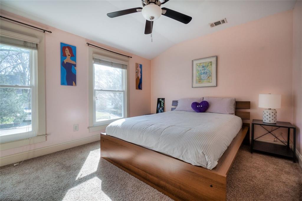 52 Lannon Avenue NE