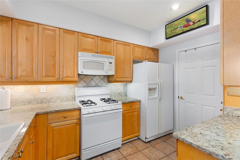 3636 Habersham Road NW Unit 2203