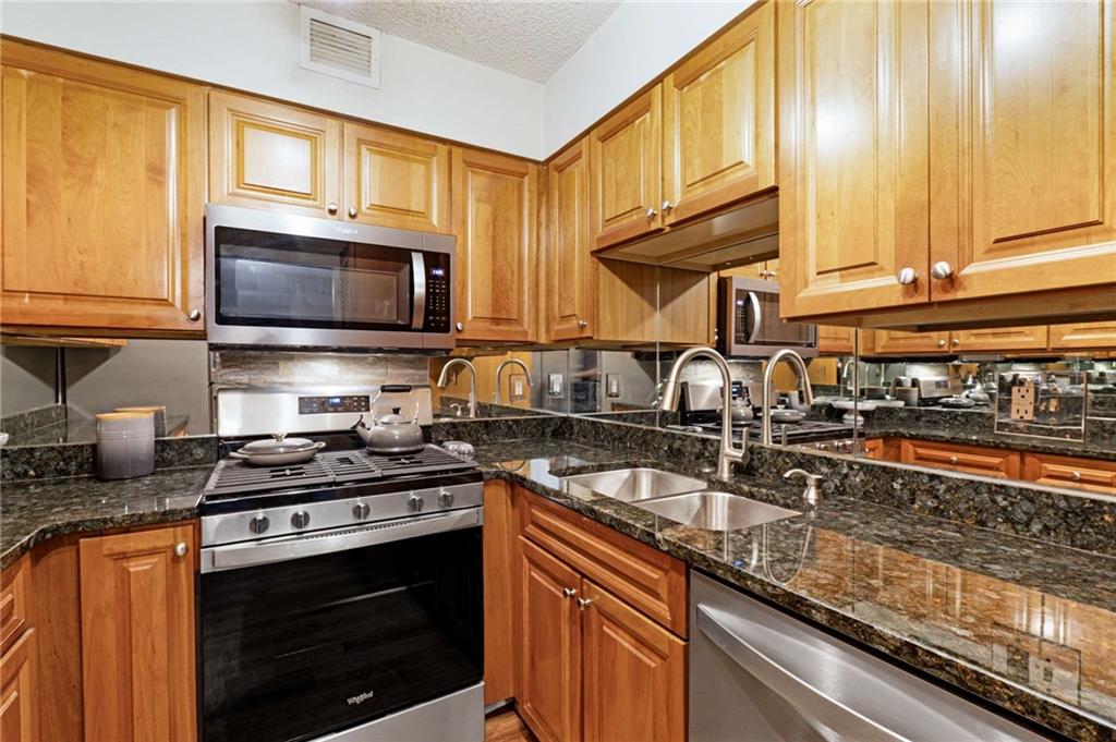 2479 Peachtree Road NE Unit 1107