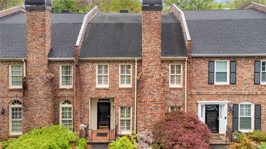 44 Lullwater Place NE