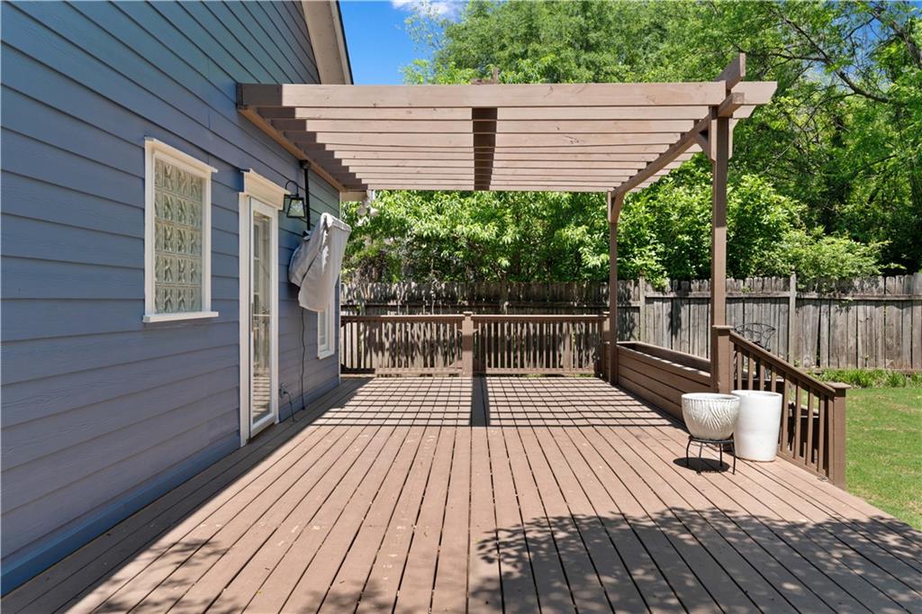 23 Kirkwood Road NE