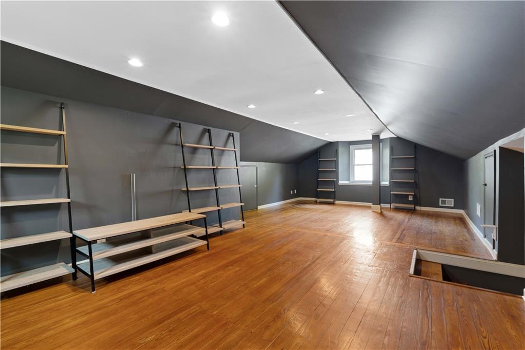 23 Kirkwood Road NE