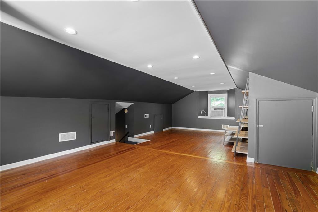 23 Kirkwood Road NE