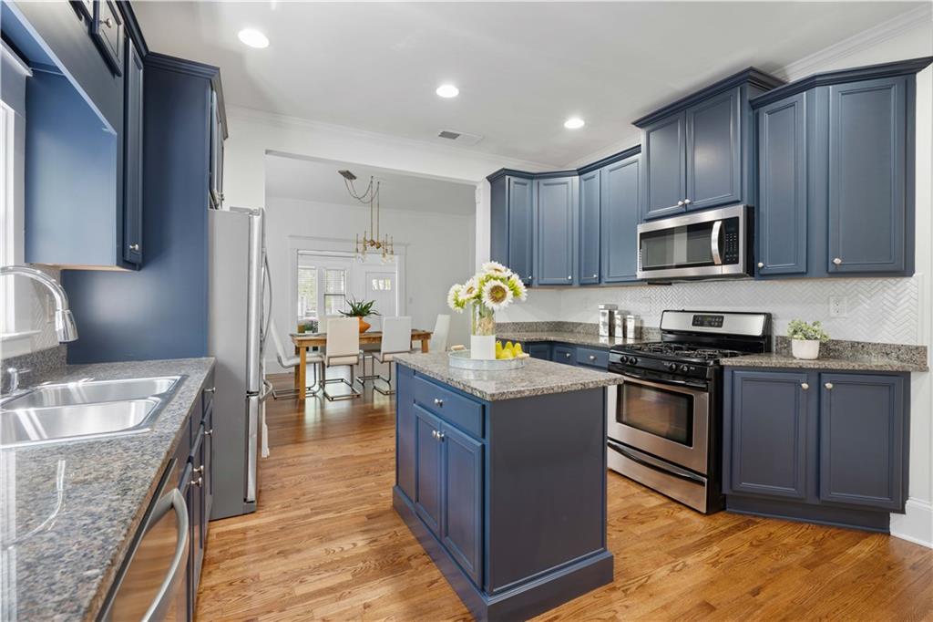 23 Kirkwood Road NE