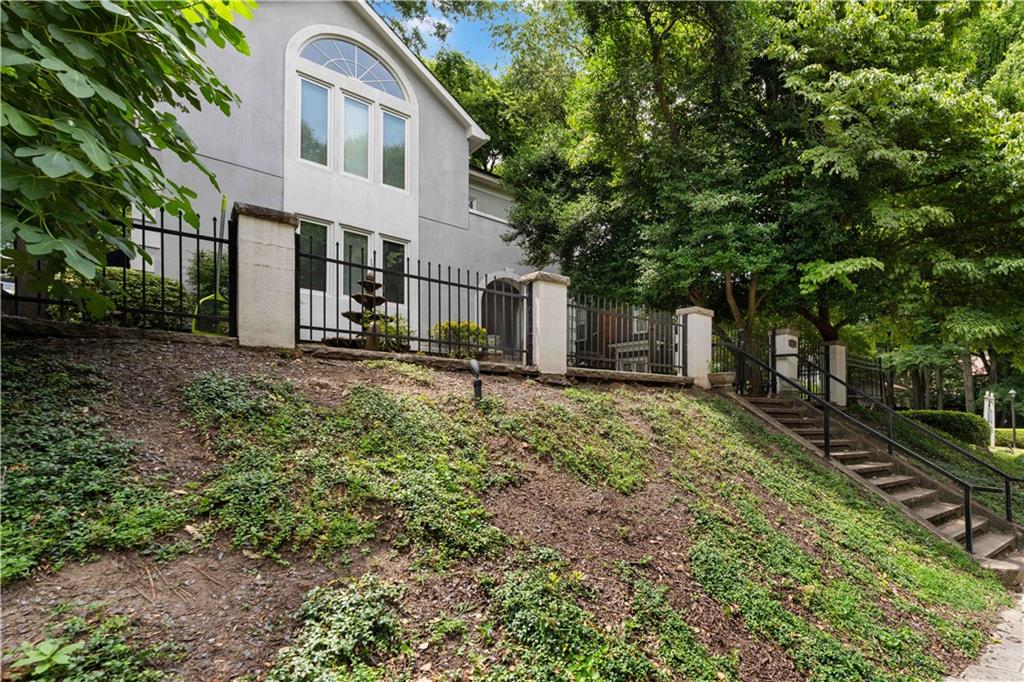 892 Piedmont Avenue NE Unit A