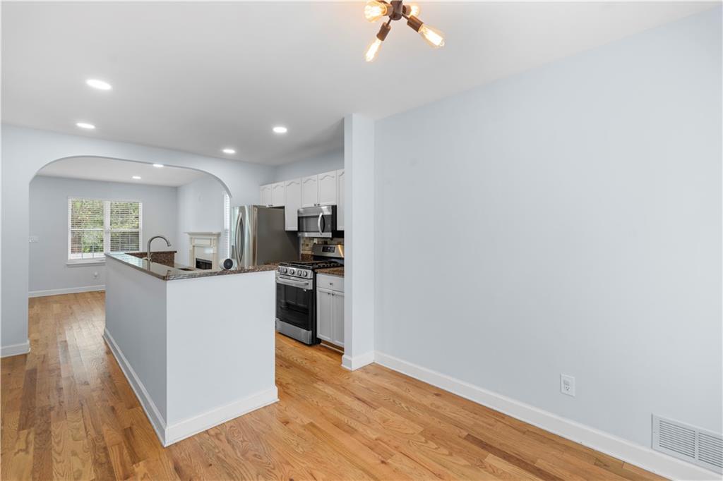 312 Little Street SE