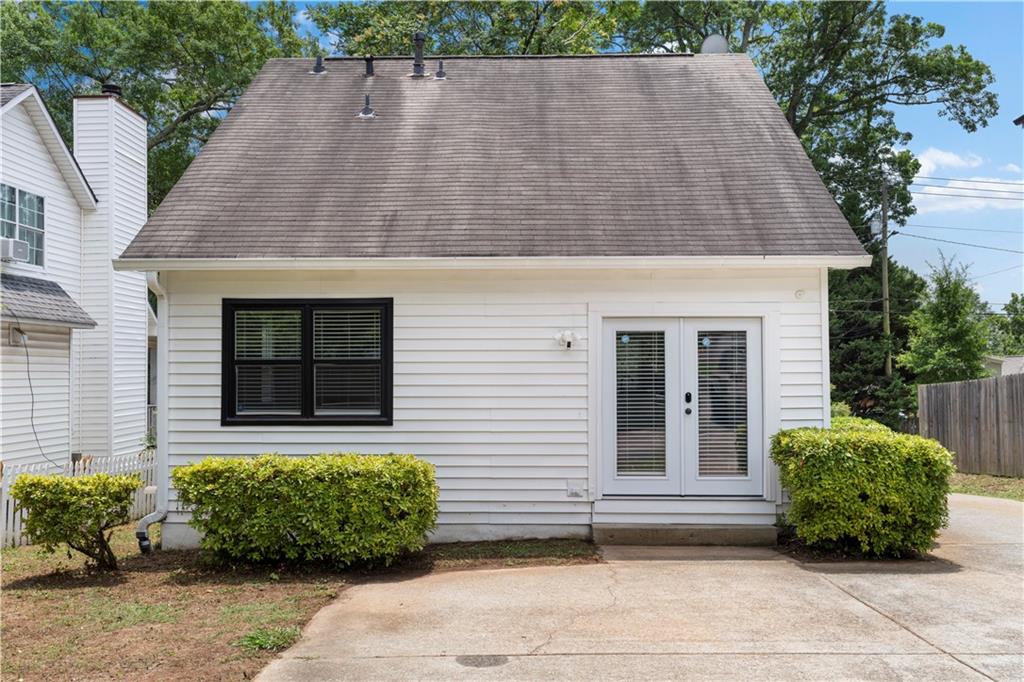 312 Little Street SE