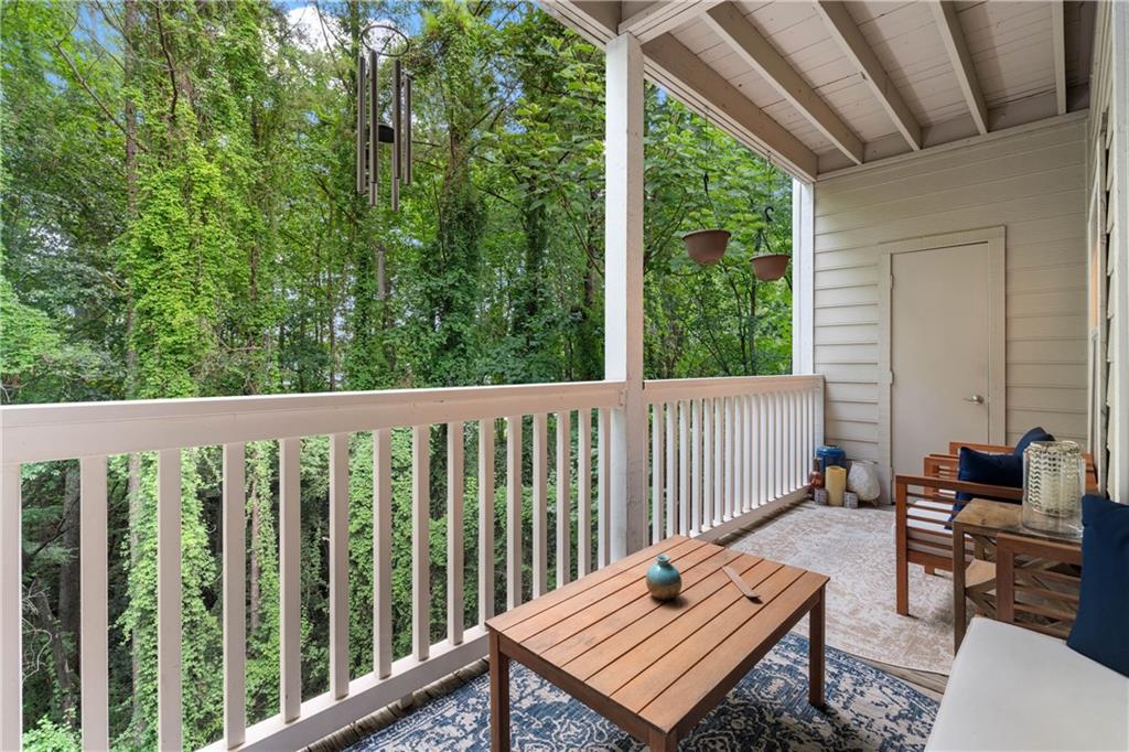 1250 Parkwood Circle SE Unit 400