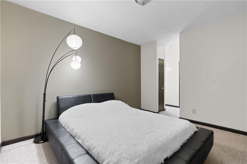 1250 Parkwood Circle SE Unit 400