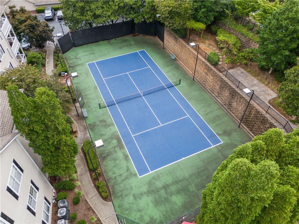 1250 Parkwood Circle SE Unit 400