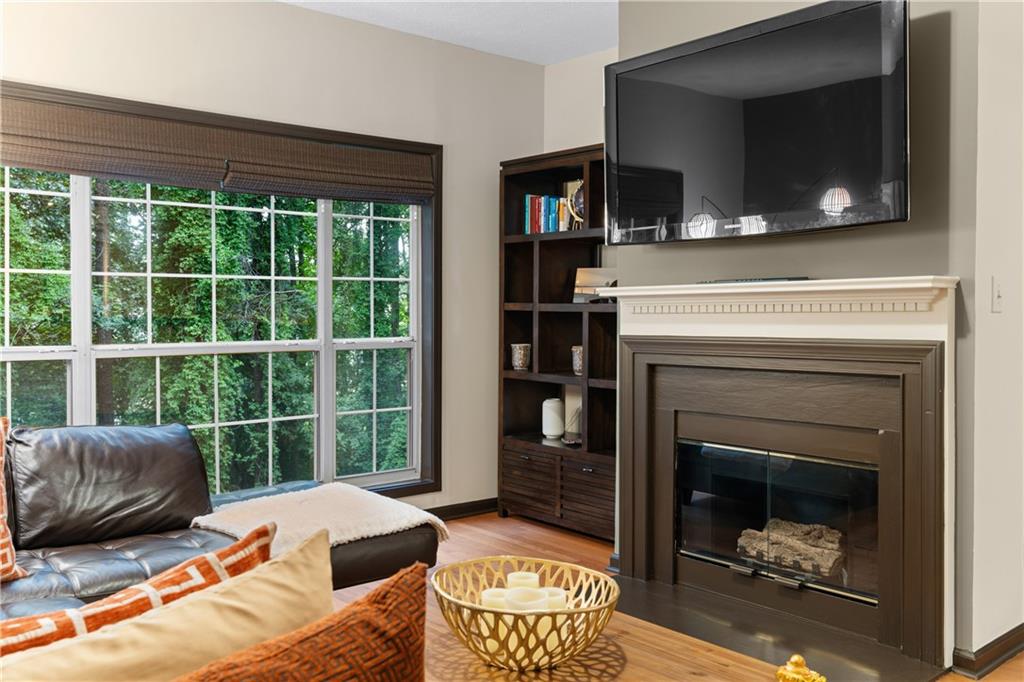 1250 Parkwood Circle SE Unit 400