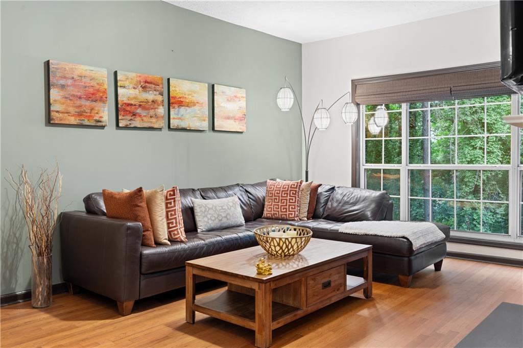 1250 Parkwood Circle SE Unit 400