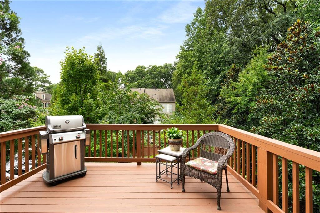1006 Montview Walk
