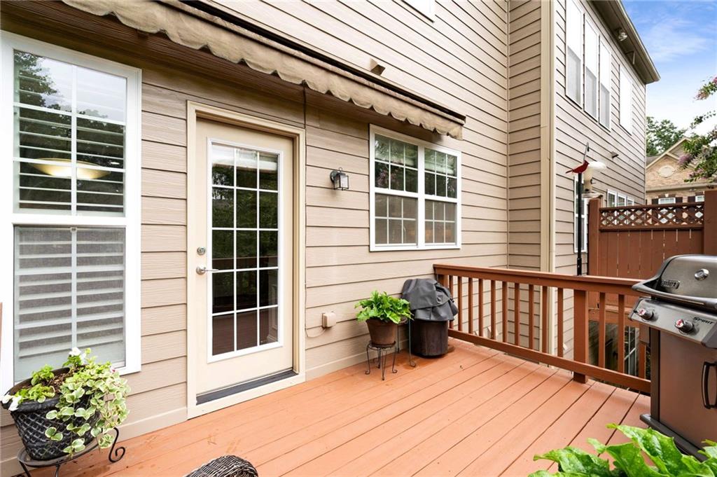 1006 Montview Walk