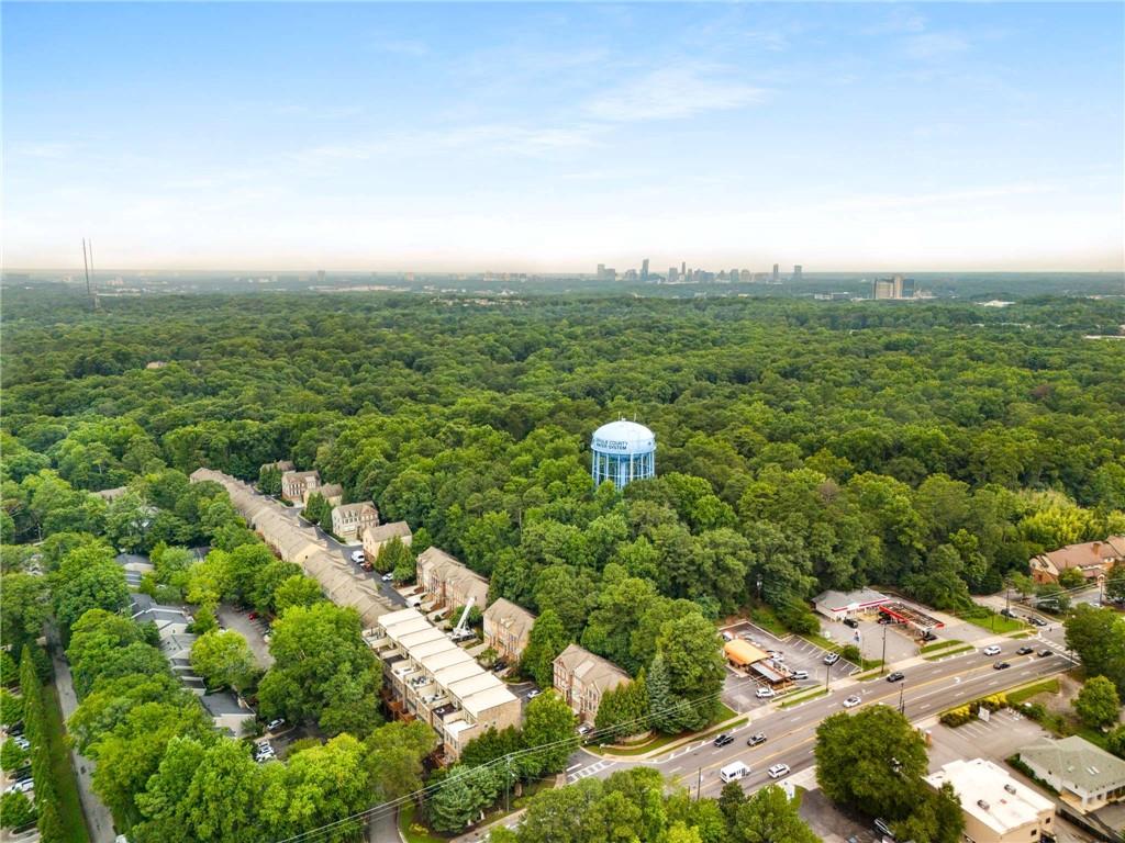 1006 Montview Walk