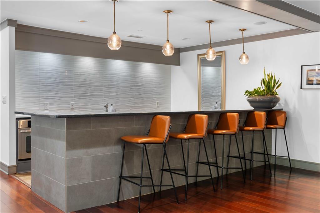 1101 Juniper Street NE Unit 1426