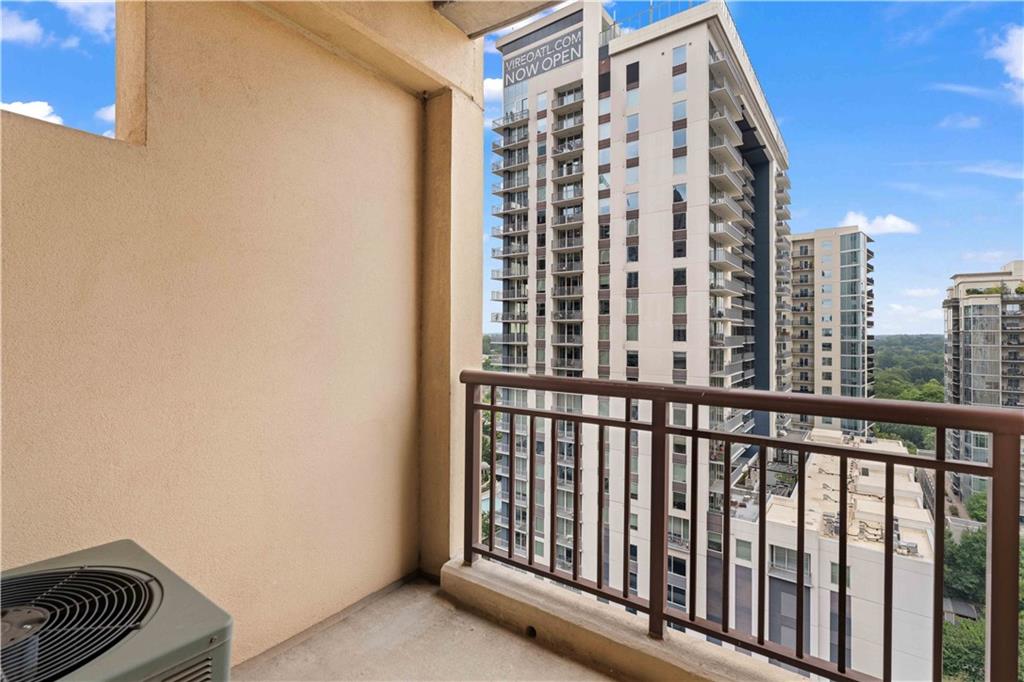 1101 Juniper Street NE Unit 1426