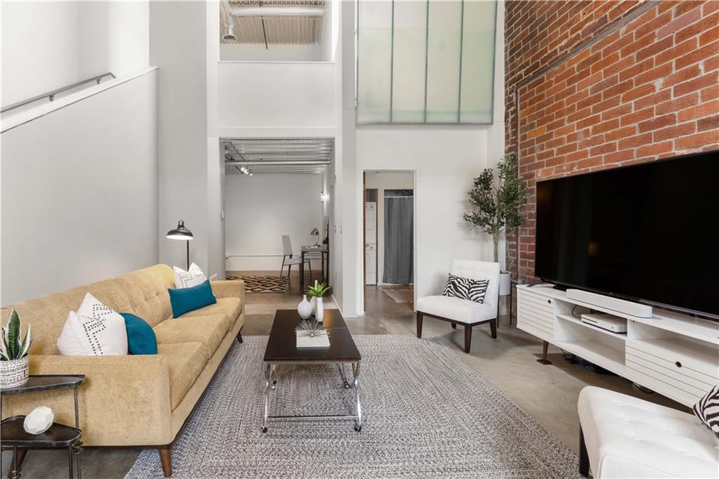 195 Arizona Avenue NE Unit 161