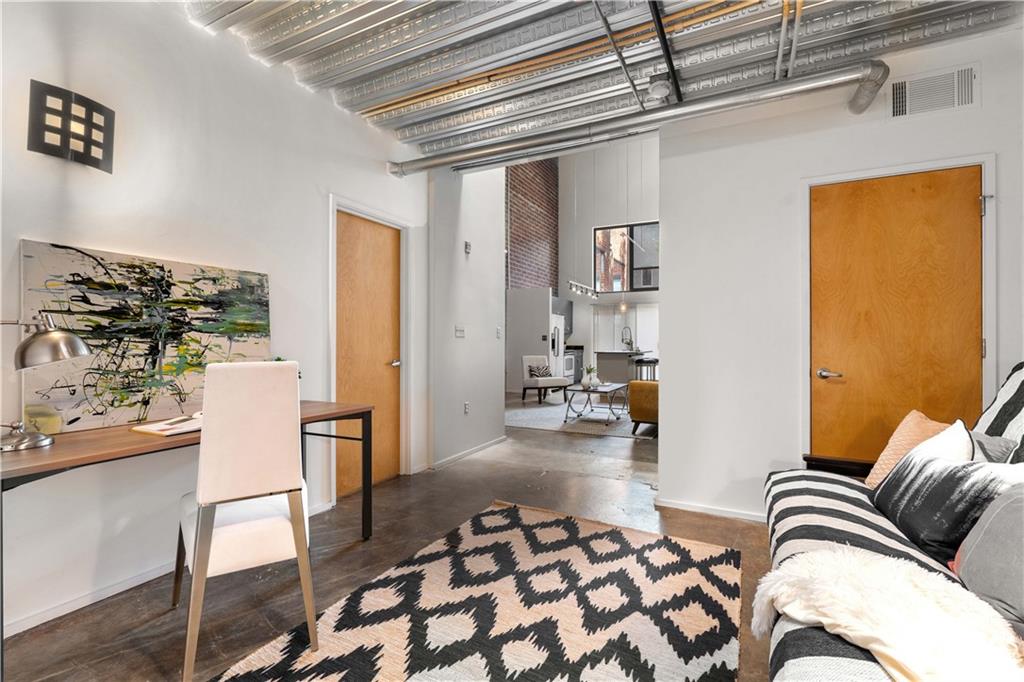 195 Arizona Avenue NE Unit 161