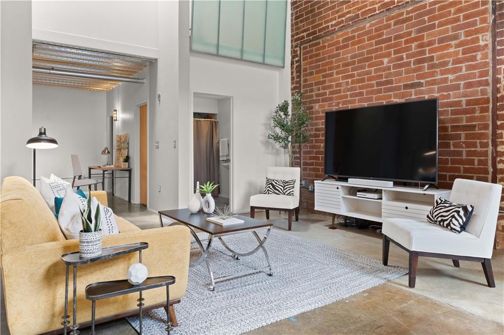 195 Arizona Avenue NE Unit 161