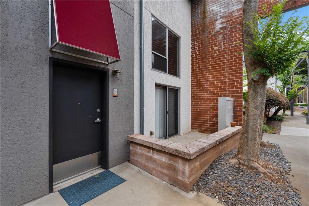 195 Arizona Avenue NE Unit 161