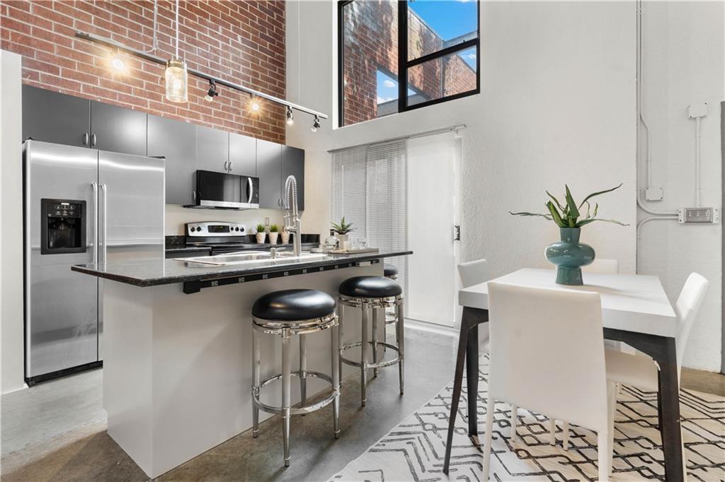 195 Arizona Avenue NE Unit 161