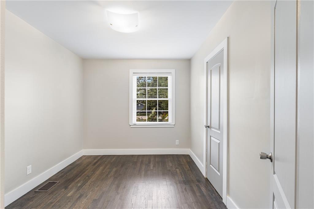 1910 Second Avenue
