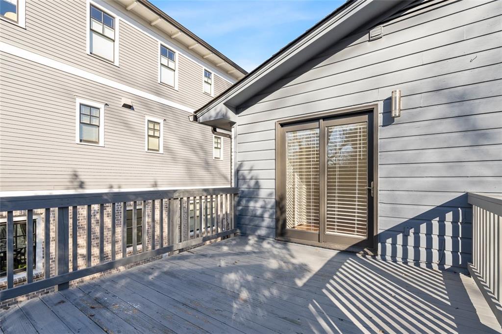 870 Barnett Street NE