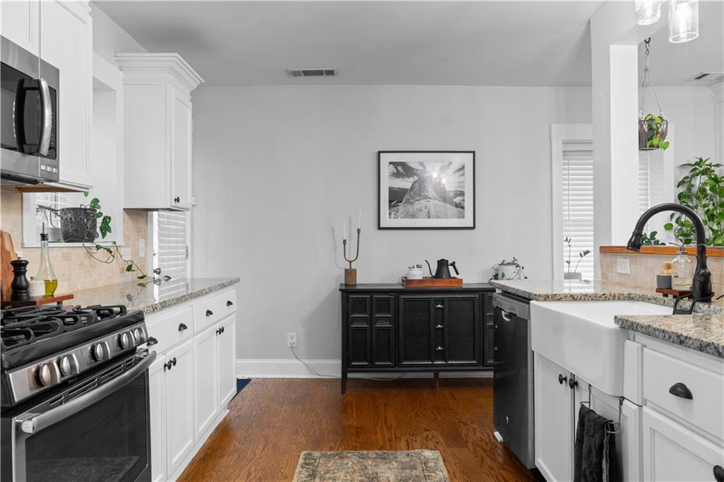 1963 Main Street NW