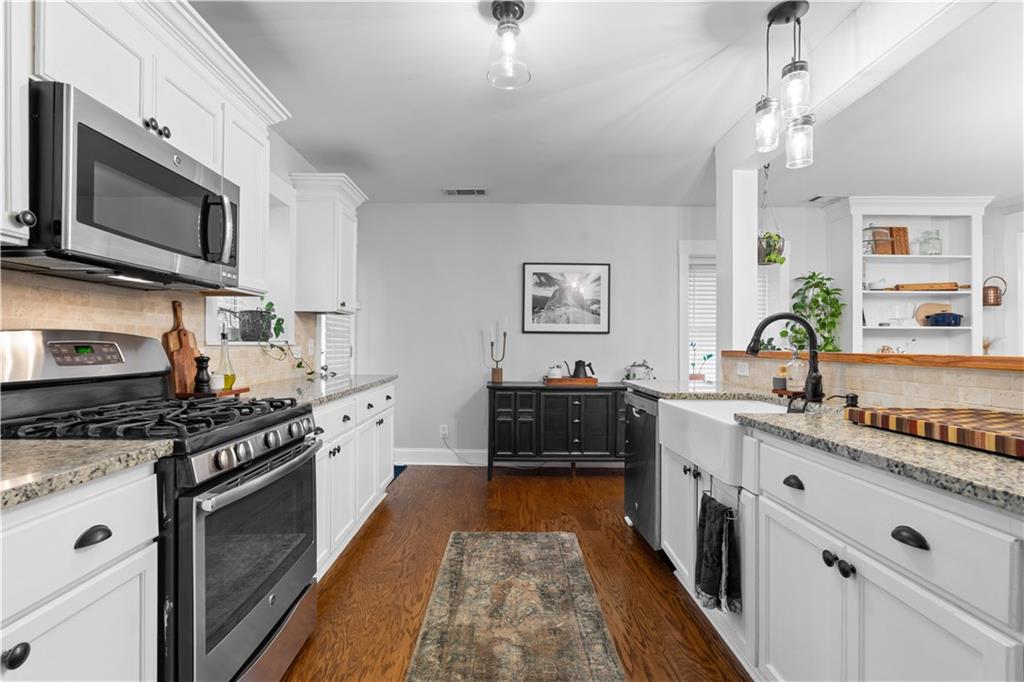 1963 Main Street NW
