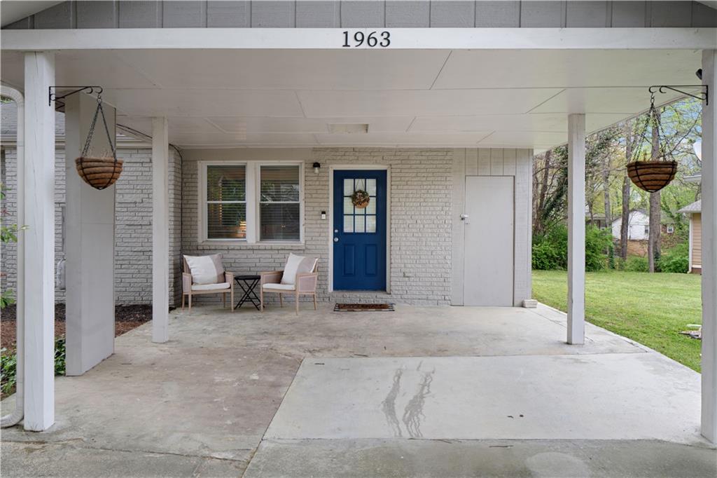 1963 Main Street NW