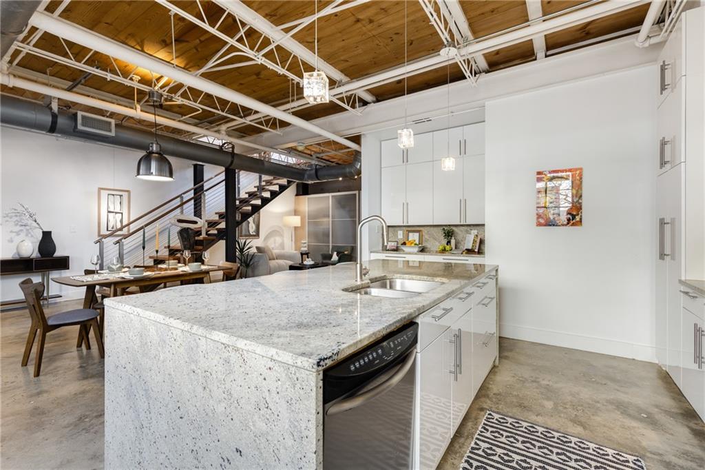 834 Dekalb Avenue Unit D