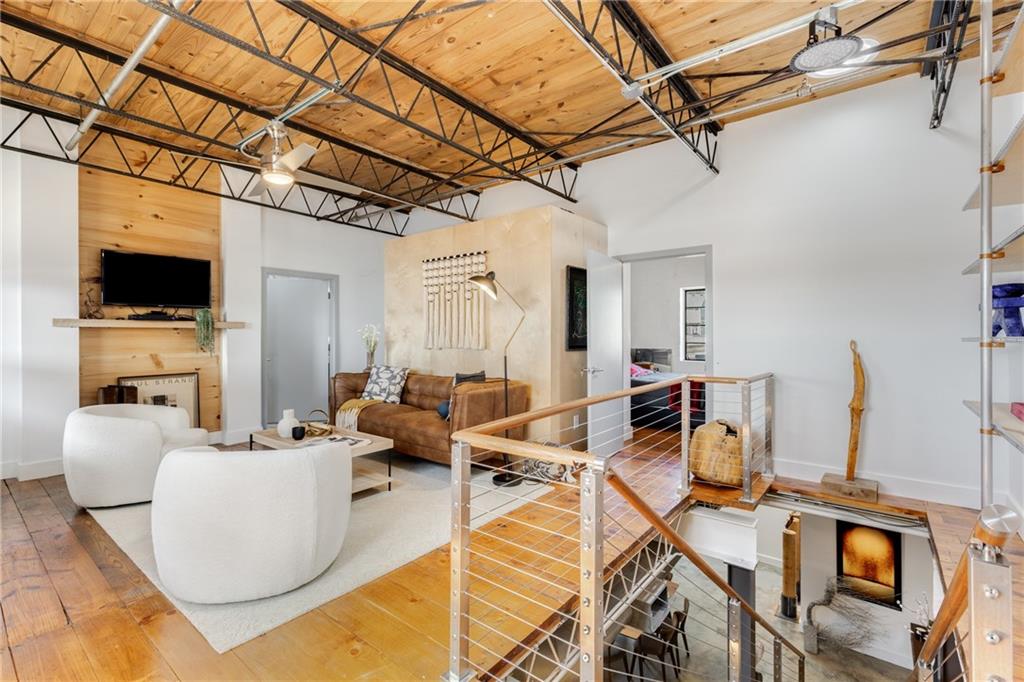 834 Dekalb Avenue Unit D