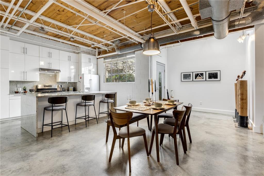834 Dekalb Avenue Unit D