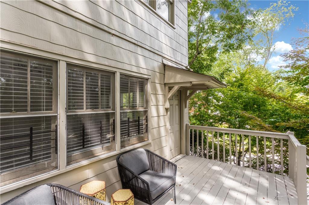 1357 N Highland Ave NE