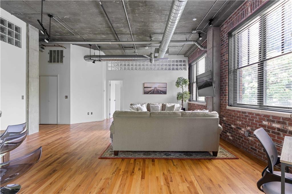 3235 Roswell Road Unit 505