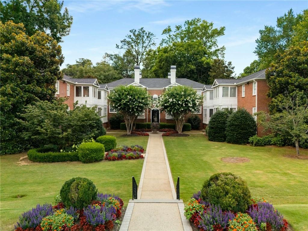 115 Peachtree Memorial Drive NW Unit D4